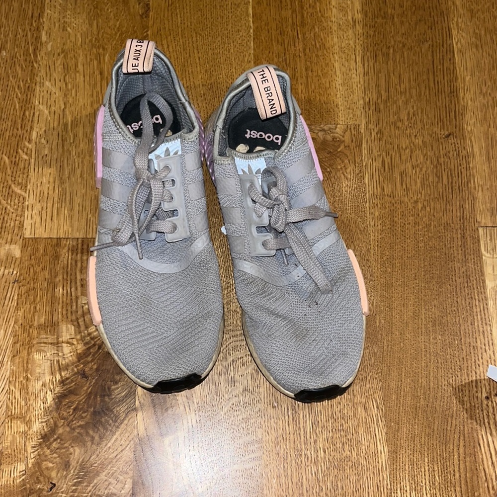 Adidas Tennis Shoes